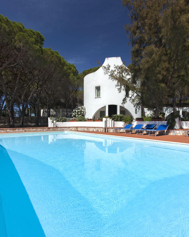 Swimming pool with a panoramic view Hotel Mare Pineta